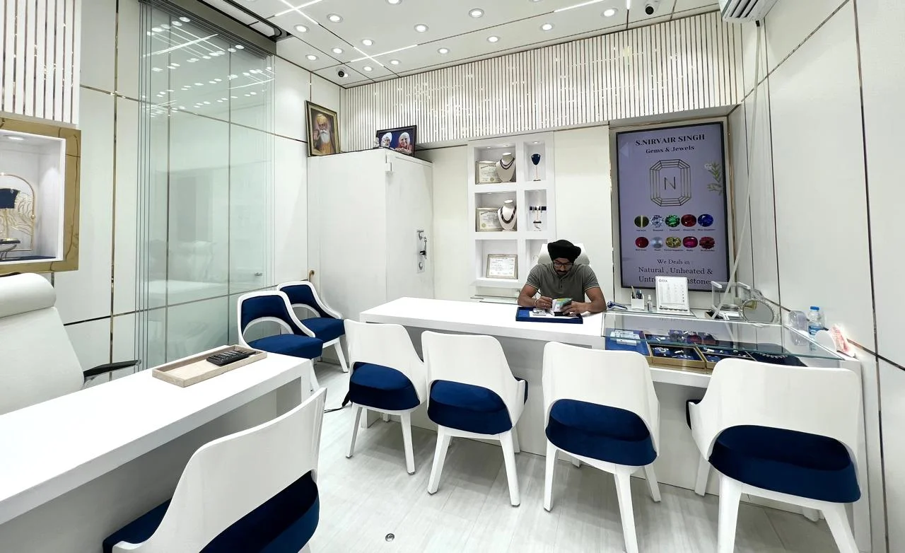 Central Market Lajpat Nagar showroom