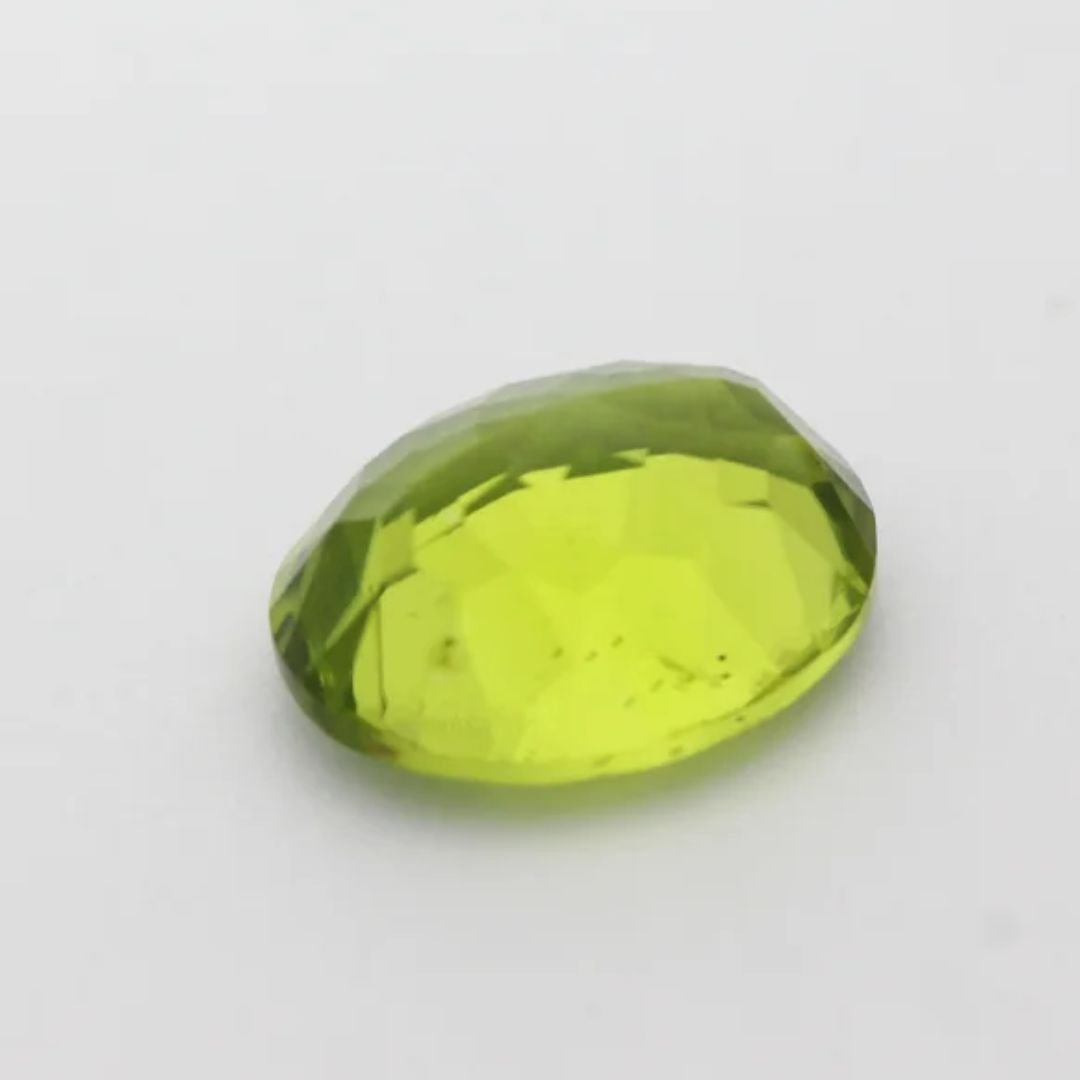 Peridot -4.40Ct.