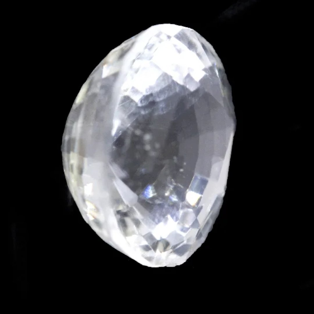 WHITE TOPAZ-8.58ct