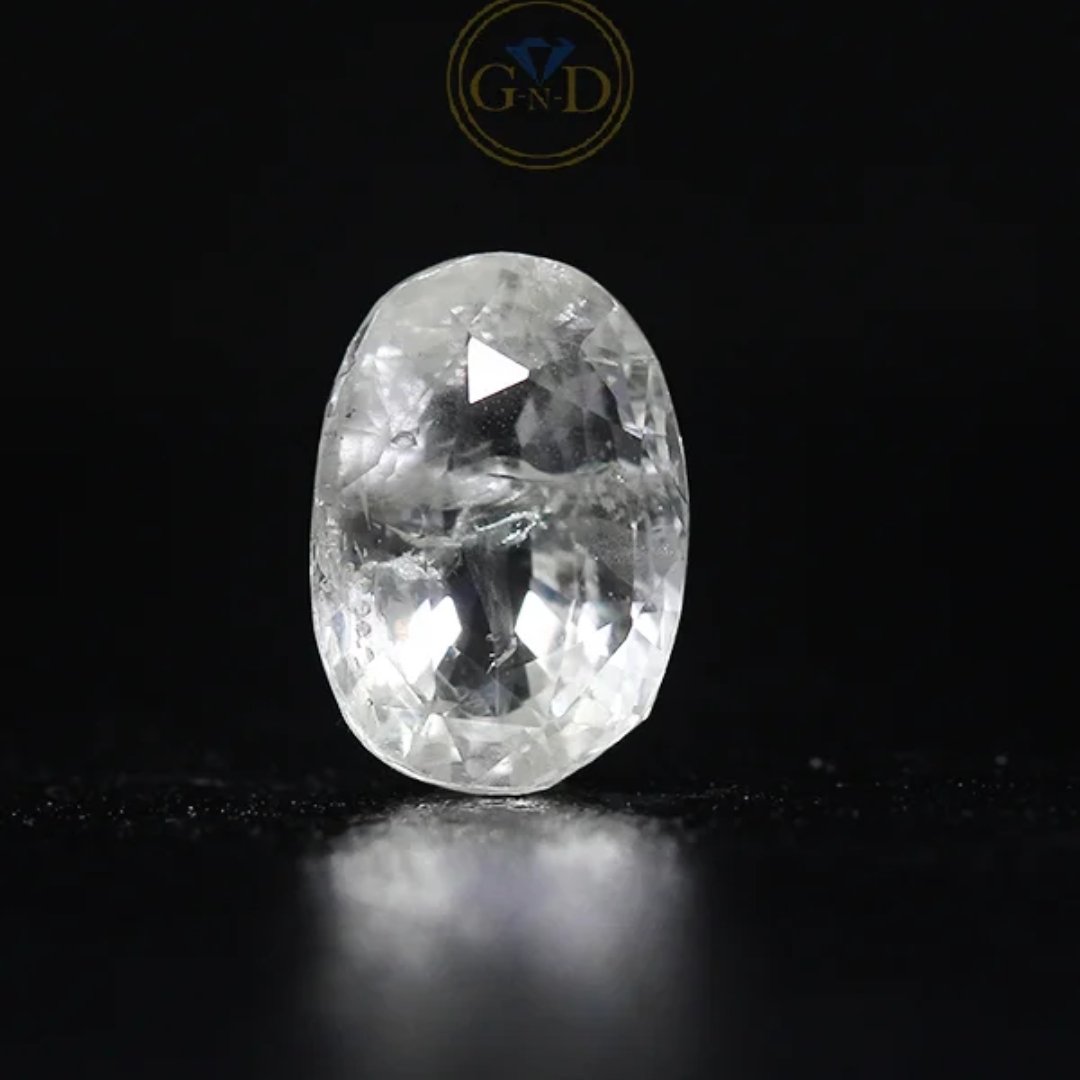 White Sapphire – 4.03 Carat ( 4.43 Ratti )