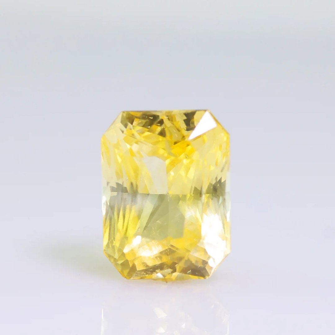 NATURAL YELLOW SAPPHIRE – 6.40CT