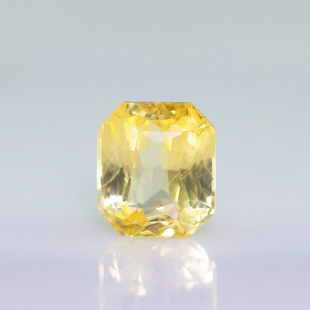 NATURAL YELLOW SAPPHIRE – 7.60CT