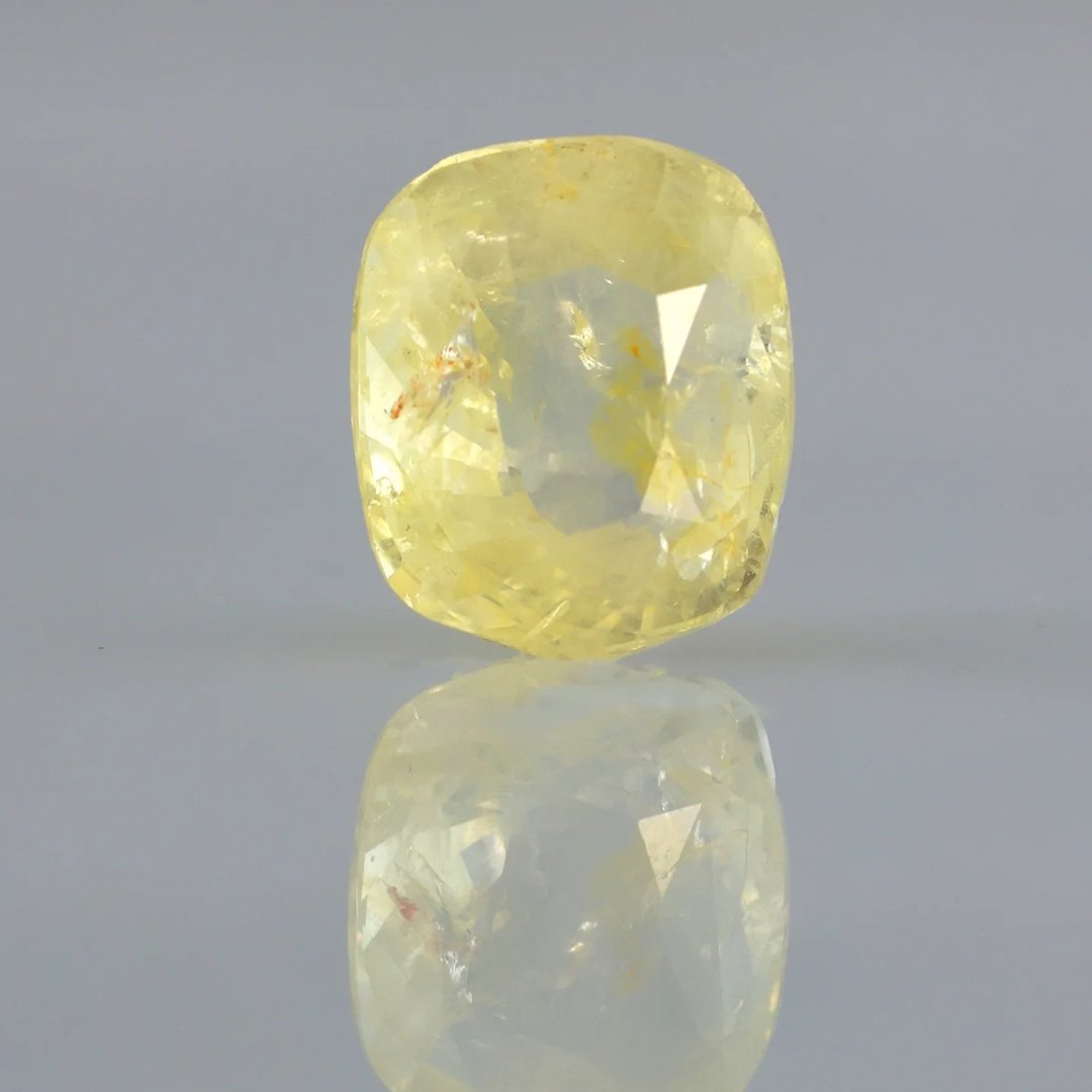 Yellow Sapphire – 4.43 Carat ( 4.87 Ratti)