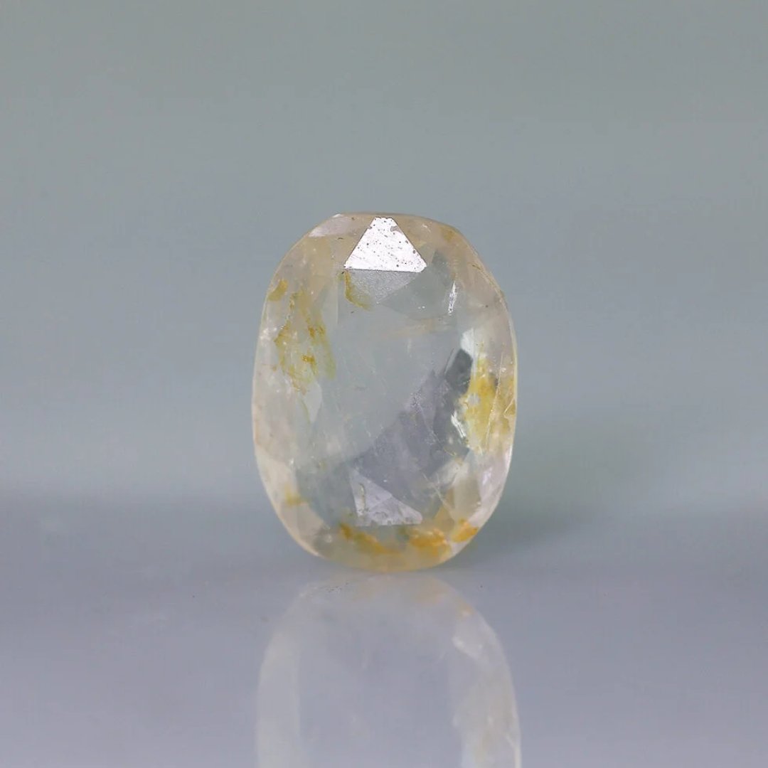 Yellow Sapphire – 4.11 Carat ( 4.52 Ratti)