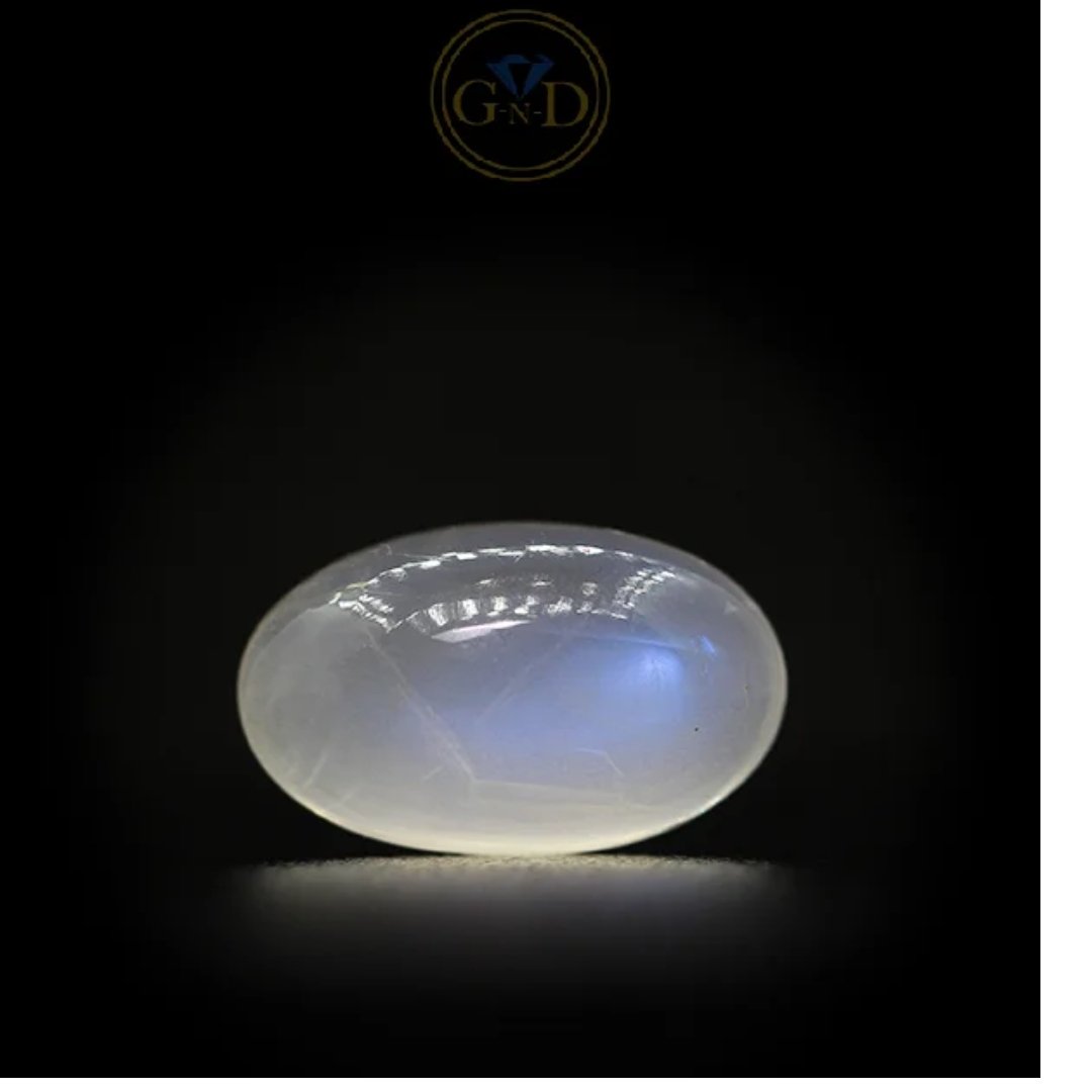 Rainbow Moonstone -6.85 Ct. (7.53 Ratti)