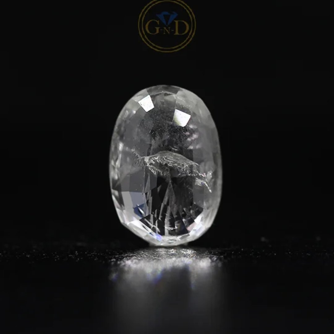 hite Sapphire – 4.16 Carat ( 4.57 Ratti )