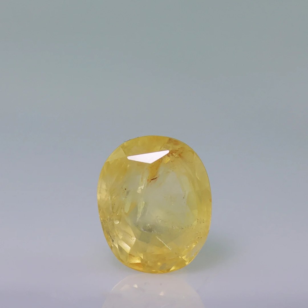 NATURAL YELLOW SAPPHIRE – 7.62CT