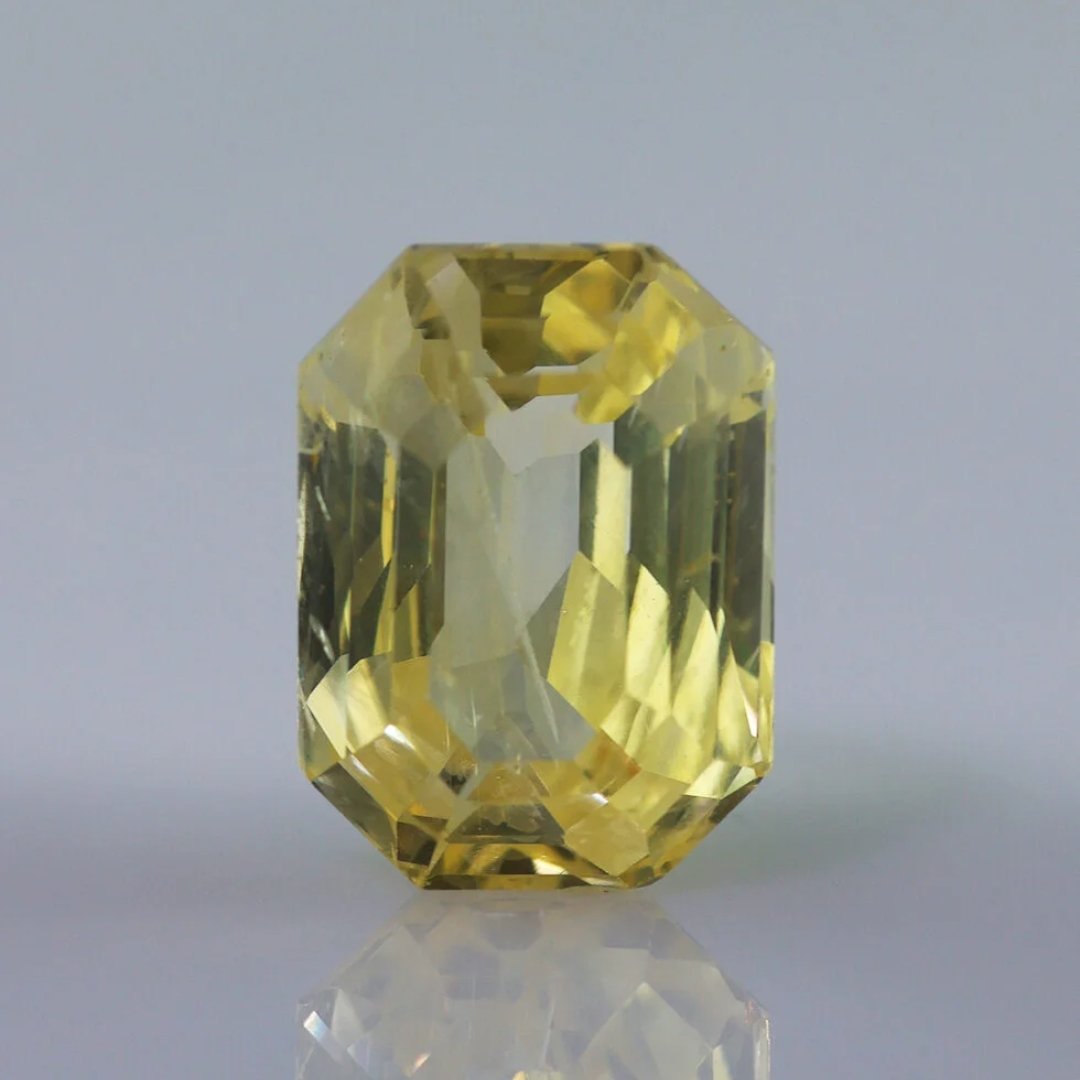 Yellow Sapphire- 8.66Ct
